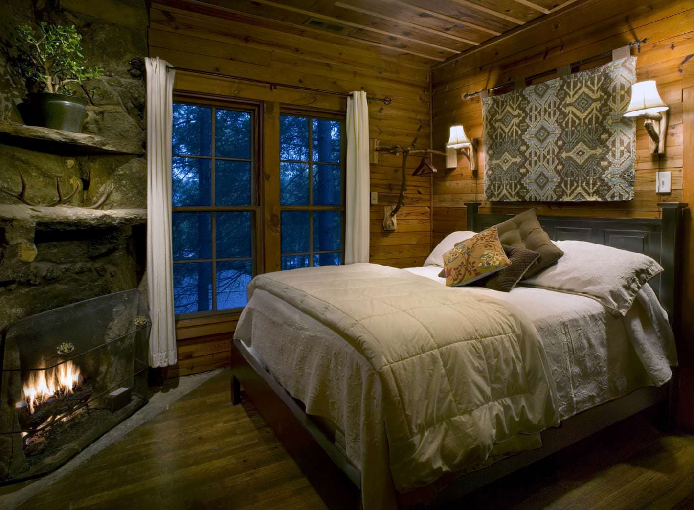 Andreae Room at Lake Rabun Hotel