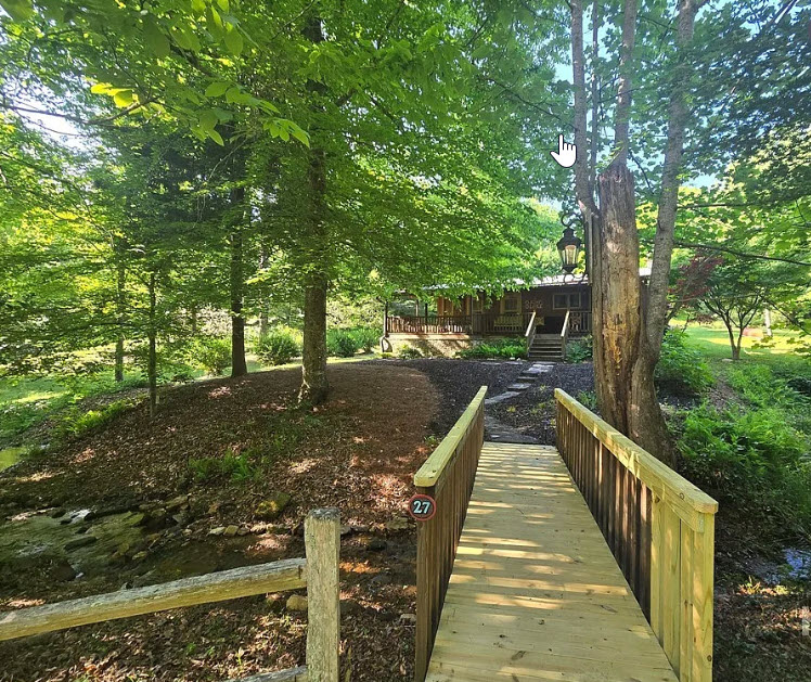 The Cona LaPrade Cabin on Lake Burton at Lake Rabun Hotel