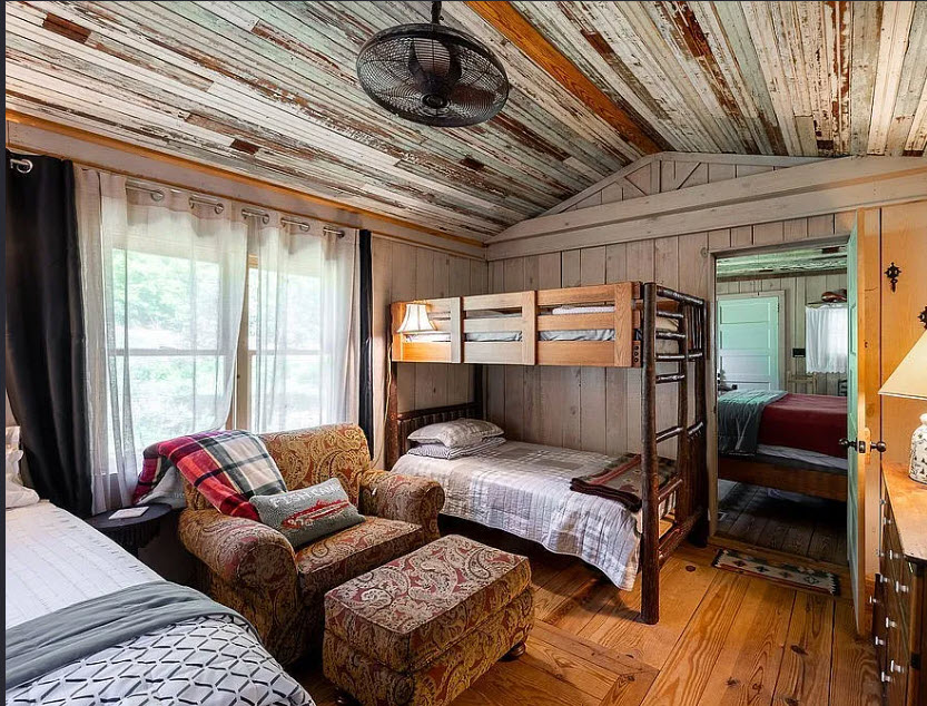 Cona LaPrade Cabin photo 6