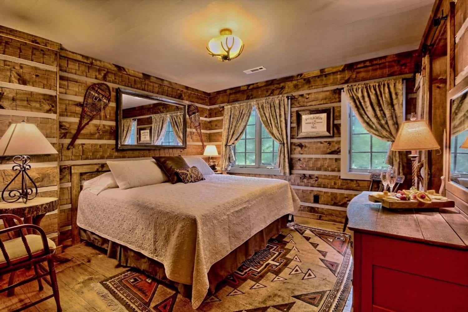 Appalachia Room at Lake Rabun Hotel