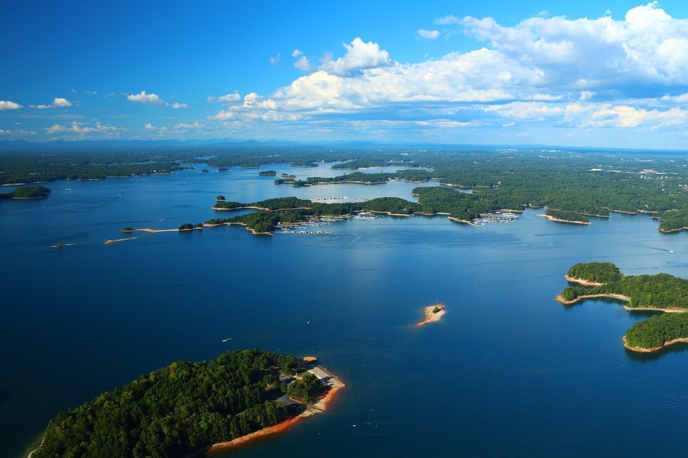 kayaking on lake lanier