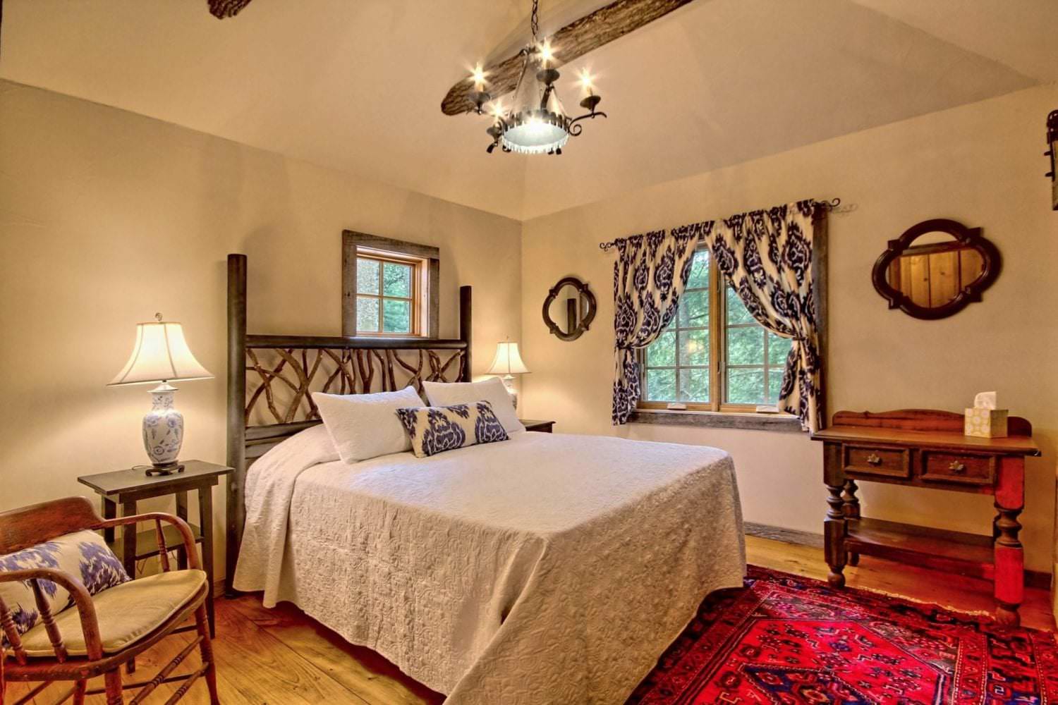 North Mountain Room at Lake Rabun Hotel