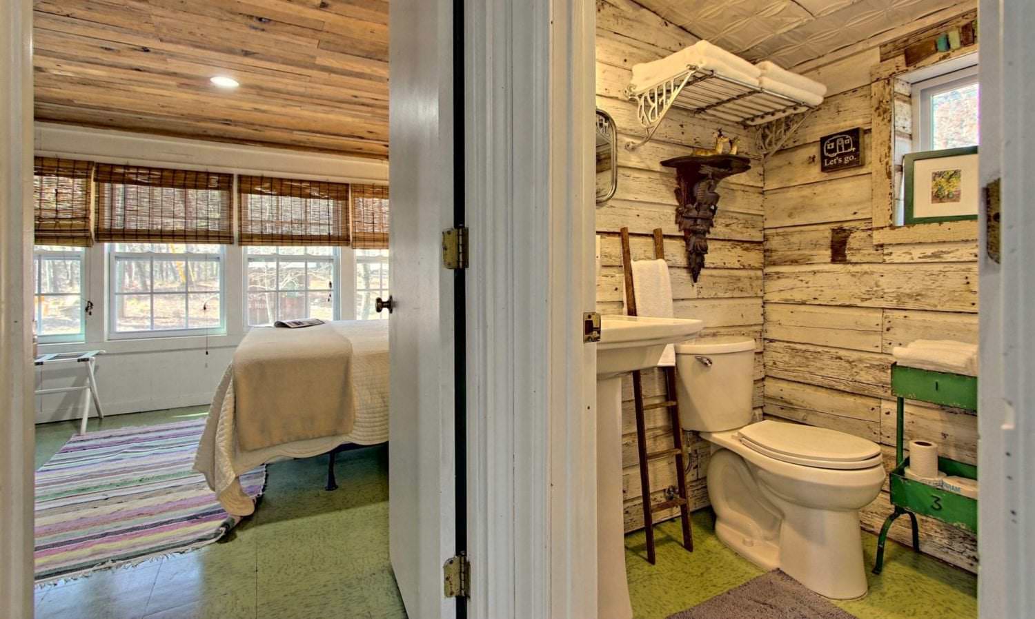 Fish Camp Cottage 1 bathroom