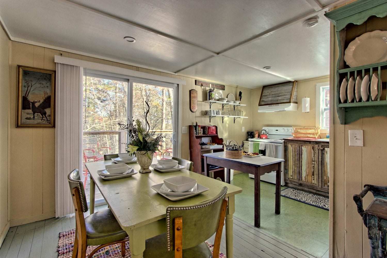 Fish Camp Cottage 2 kitchen